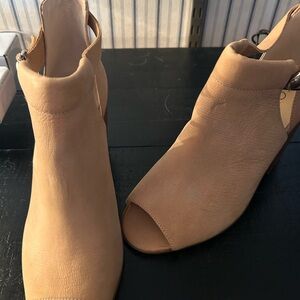 Sole Society Tan Heeled Peep-Toe Boots